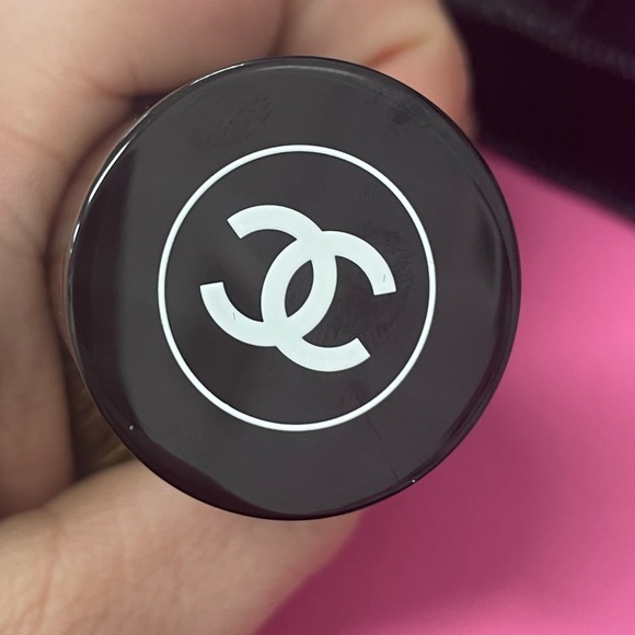 Chanel Kabuki Brush from Nordstrom Makeup Brush - Picture 1 of 10